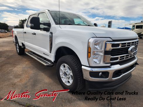 Used 2025 Ford F250 XLT AWD/4WD image 1