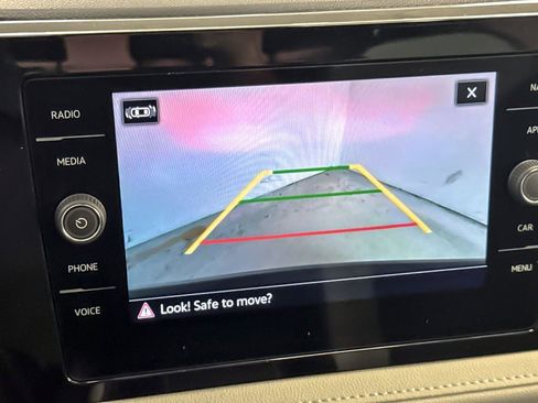 New 2025 Volkswagen Taos SEL image 18