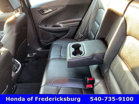 Used 2016 Chevrolet Malibu LT w/ Leather Package FWD image 24