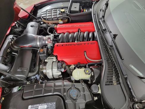 Used 2001 Chevrolet Corvette Coupe RWD image 26