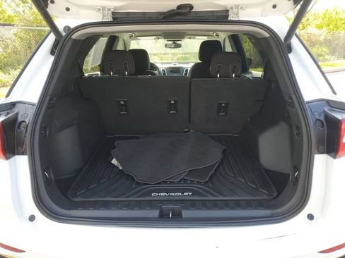 Used 2019 Chevrolet Equinox LT FWD image 7