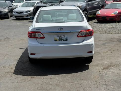 Used 2013 Toyota Corolla L FWD image 5