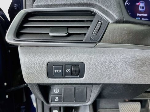 Used 2018 Honda Accord LX image 13