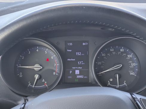 Used 2021 Toyota C-HR Limited image 26