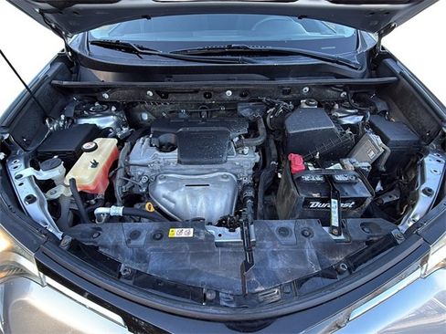 Certified 2018 Toyota RAV4 LE image 11