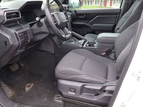 Used 2024 Toyota Tacoma SR RWD image 4