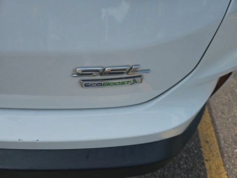 Used 2020 Ford Edge SEL w/ Convenience Package FWD image 5