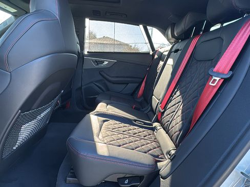 New 2026 Audi Q8 Prestige image 15