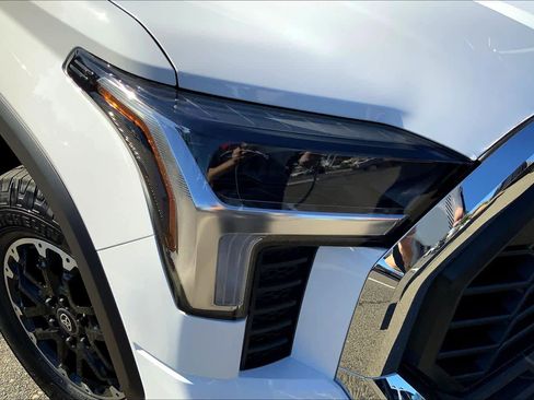 New 2026 Toyota Tundra SR5 AWD/4WD image 13
