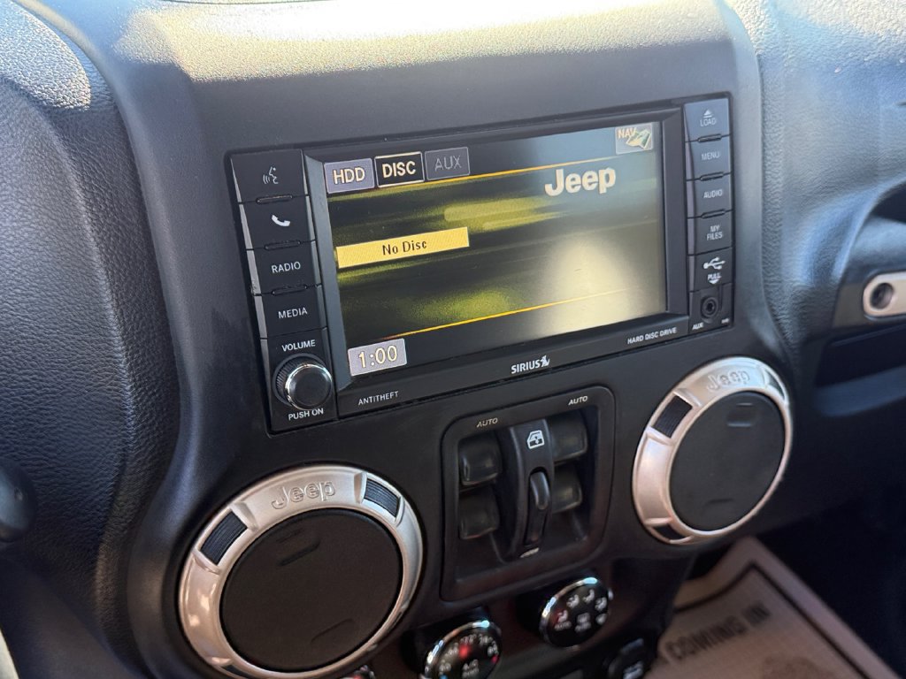 Used 2016 Jeep Wrangler Unlimited Sahara AWD/4WD image 25