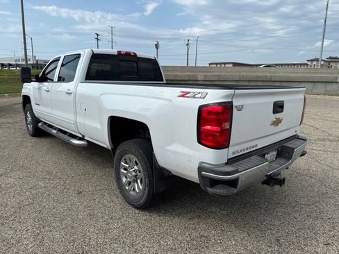 Used 2019 Chevrolet Silverado 2500 LT w/ LT Plus Package AWD/4WD image 5