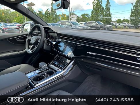 Used 2026 Audi Q8 Premium Plus AWD/4WD image 19