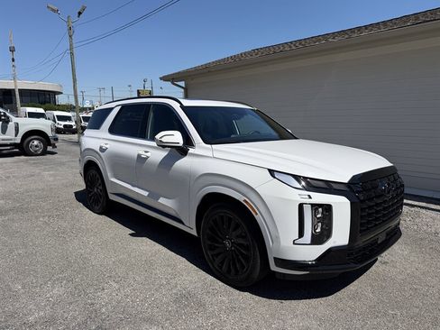 Used 2025 Hyundai Palisade Calligraphy AWD/4WD image 2