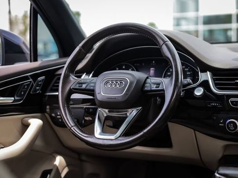 Used 2017 Audi Q7 2.0T Premium AWD/4WD image 25
