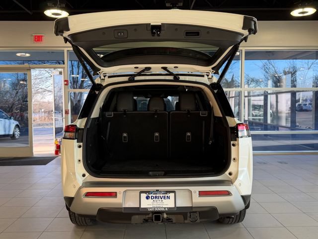 Used 2022 Nissan Pathfinder SL AWD/4WD image 37