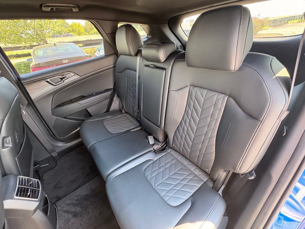 Used 2025 Kia Sportage X-Pro Prestige AWD/4WD image 26