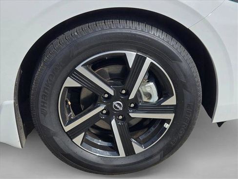 Used 2025 Nissan Sentra SV w/ All-Weather Package image 21