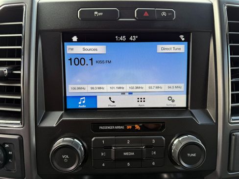 Used 2019 Ford F150 XLT image 8