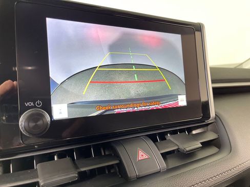 Certified 2025 Toyota RAV4 LE image 18