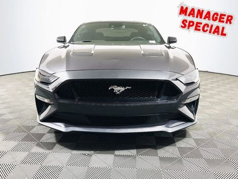 Used 2022 Ford Mustang GT Premium w/ Equipment Group 401A RWD image 3