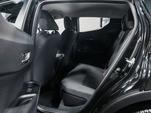 Used 2021 Toyota C-HR LE image 30