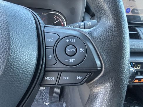 Used 2024 Toyota RAV4 XLE AWD/4WD image 26