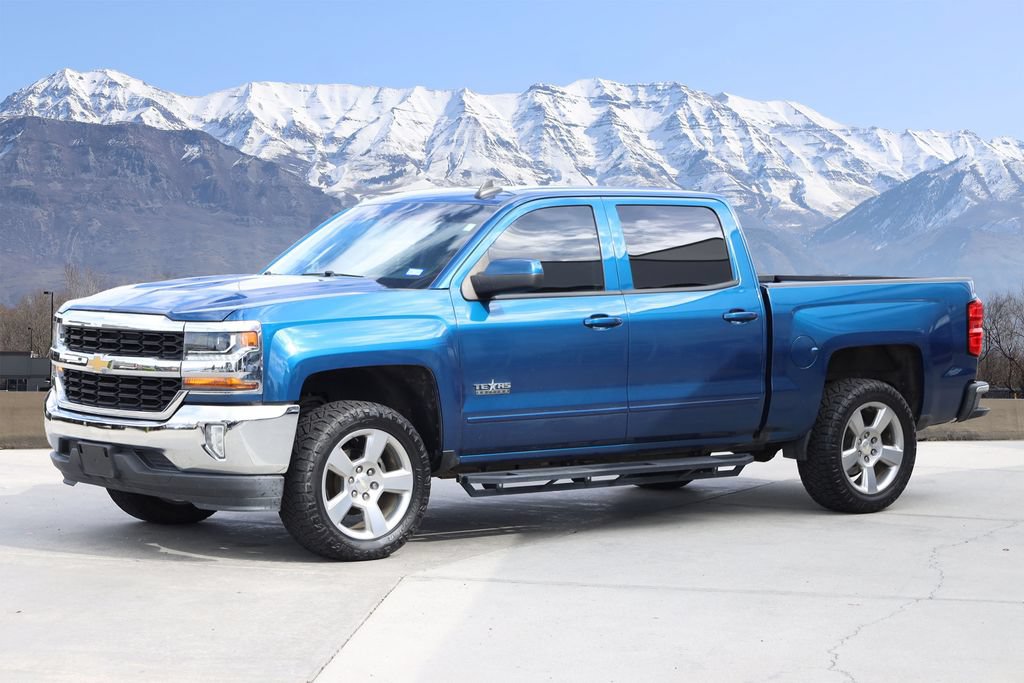 Used 2018 Chevrolet Silverado 1500 LT w/ Texas Edition RWD image 2