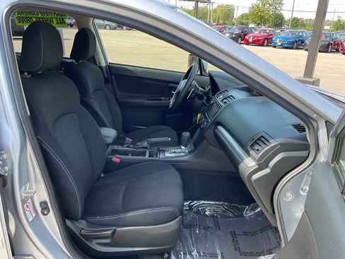 Used 2013 Subaru Crosstrek 2.0i Premium w/ Popular Pkg 2 image 31