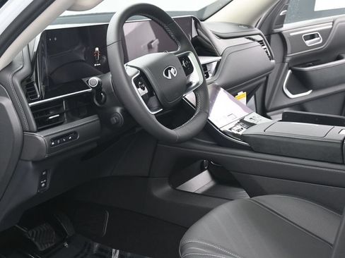 New 2027 INFINITI QX80 Luxe AWD/4WD image 7