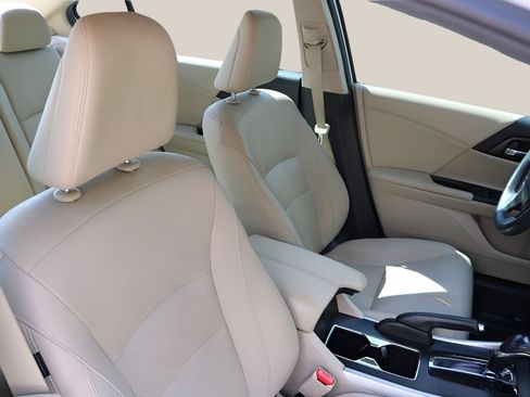 Used 2015 Honda Accord EX-L image 20