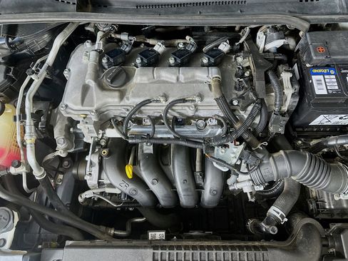 Used 2020 Toyota Corolla LE w/ LE Convenience Package image 30