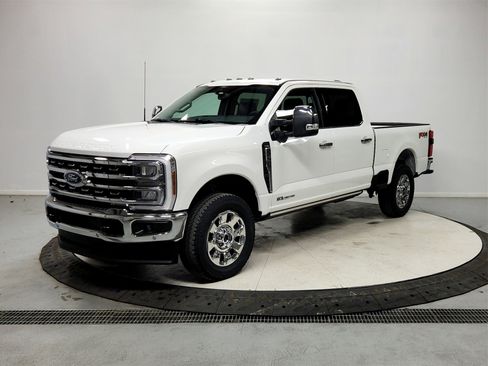 New 2026 Ford F250 Lariat image 3