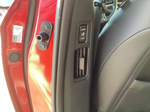 Used 2025 Honda Odyssey Sport-L image 24