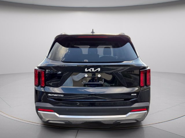 Certified 2026 Kia Sorento S AWD/4WD image 5