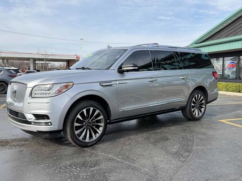 Used 2021 Lincoln Navigator L Reserve image 10