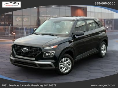Used 2023 Hyundai Venue SE w/ Cargo Package