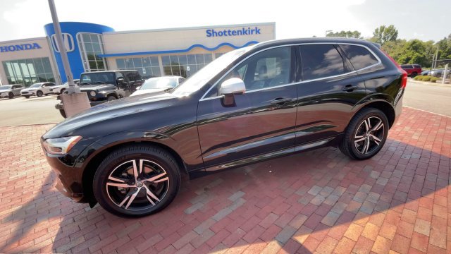 Used 2019 Volvo XC60 T5 R-Design w/ Protection Package Premier FWD image 6