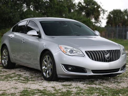Used 2016 Buick Regal Premium w/ Driver Confidence Package #1 FWD image 15