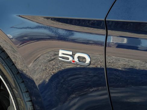 Used 2019 Ford Mustang GT Premium image 30