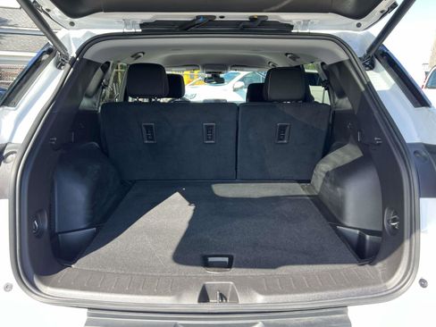 Certified 2025 Chevrolet Blazer LT w/ Convenience Package image 9