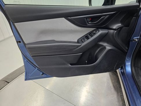 Used 2020 Subaru Crosstrek 2.0i AWD/4WD image 26