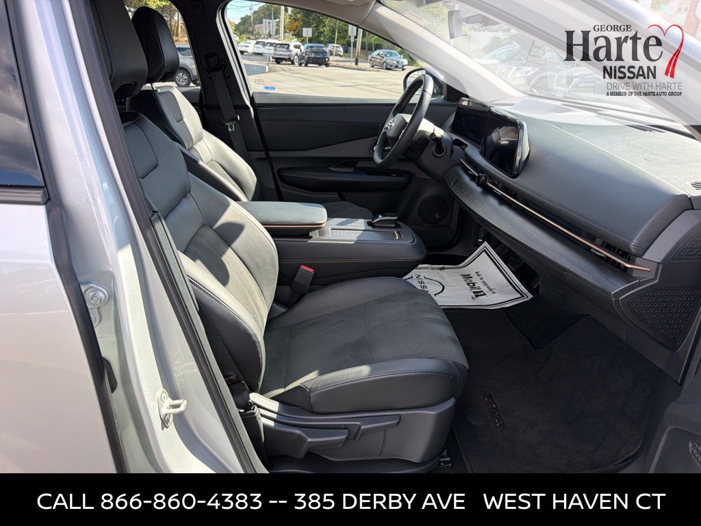 Certified 2024 Nissan Ariya AWD image 30