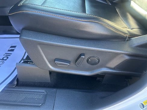 Used 2022 Ford Bronco Badlands image 13