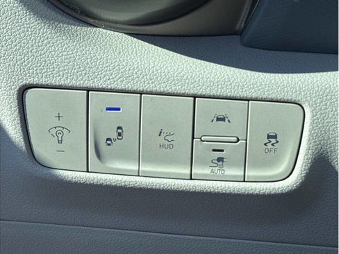 Used 2020 Hyundai Kona Ultimate image 12