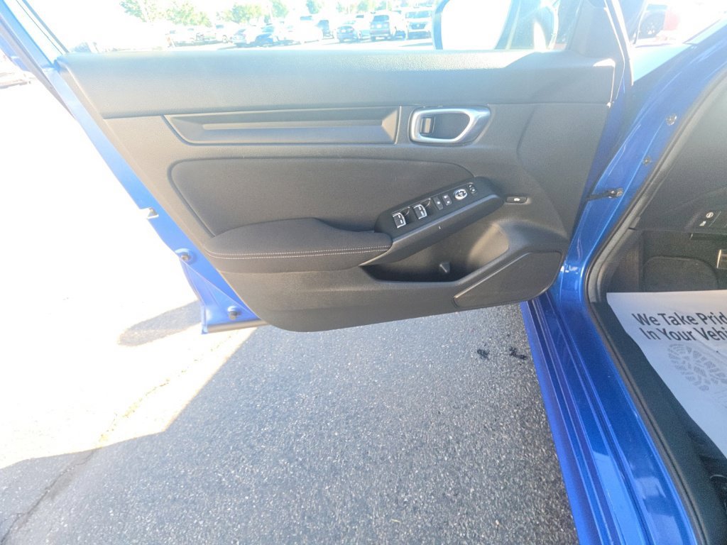 Used 2023 Honda Civic Sport image 15