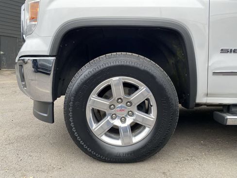 Used 2014 GMC Sierra 1500 SLT w/ Suspension Package, Off-Road AWD/4WD image 12