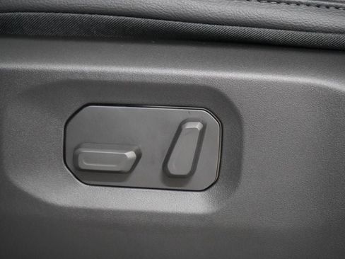 New 2026 Jeep Gladiator Sport AWD/4WD image 12