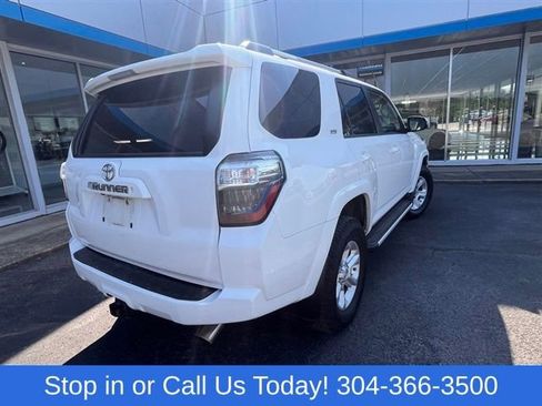Used 2019 Toyota 4Runner SR5 Premium AWD/4WD image 5