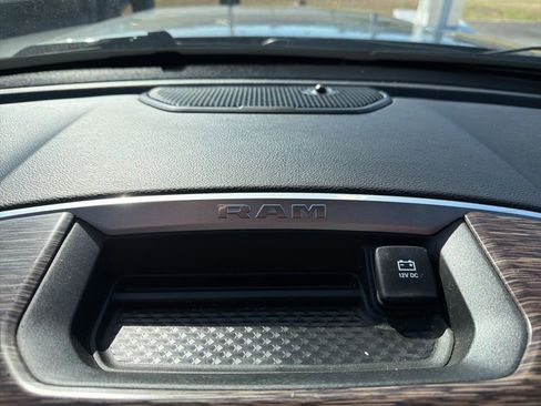 Used 2020 RAM 1500 Laramie image 35