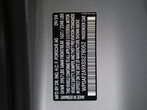 Used 2025 Porsche 911 GT3 RS image 37